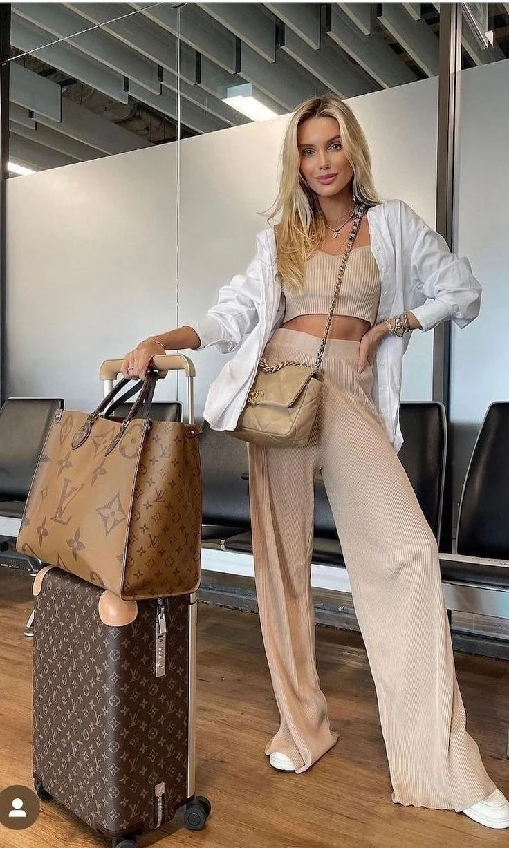 Pinterest Trendy Airport Outfits for Women: 27 Best Classy and Comfy Airport Outfits