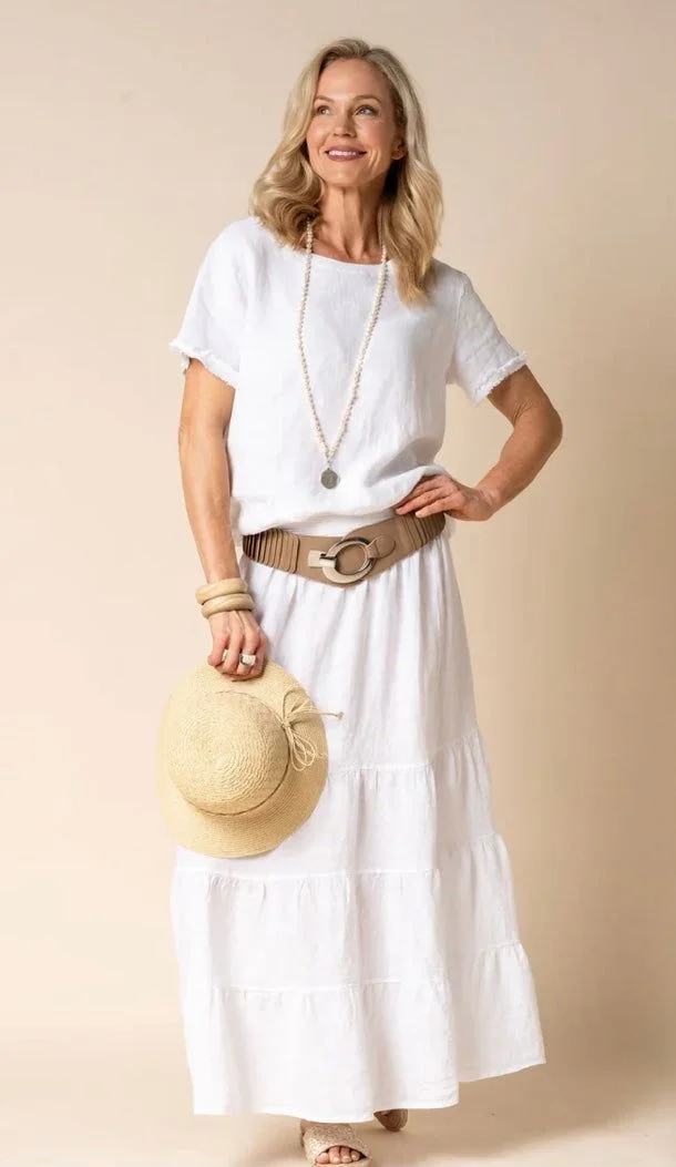 What Are the Best Everyday Outfits for Women Over 50? 21 Everyday Casual Outfits 2025