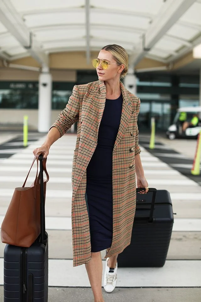 21 Best Coats to Wear Over Formal Dresses Look for Any Occasion!