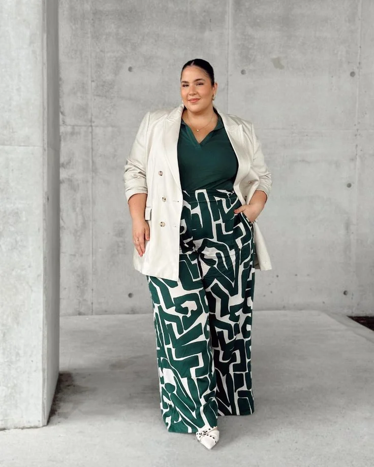 25 Chic and Flattering Plus Size Fashion for Women with Belly – Own Your Curves with Confidence!